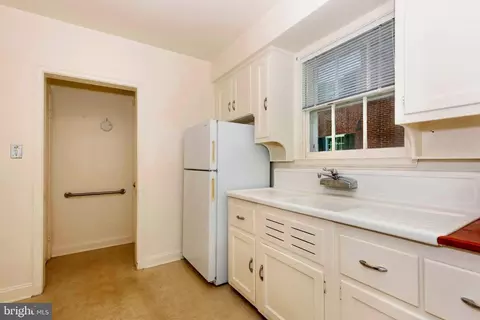 323 Broadmoor Rd, Baltimore, MD 21212 photo 11