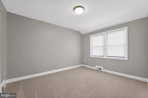 Bedroom - 1015 Witherspoon Rd, Baltimore, MD 21212 photo 2 of 4