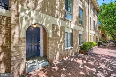 140 W Barre St, Baltimore, MD 21201