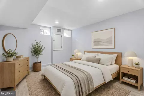 Bedroom - 1748 S Hanover St, Baltimore, MD 21230 photo 4 of 4