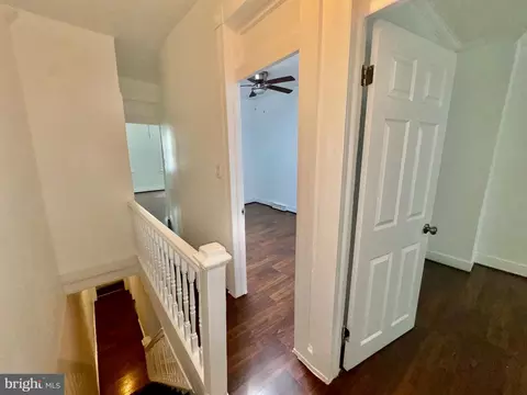 Entry Way - 6 Wheeler Ave, Baltimore, MD 21223 photo 5 of 6