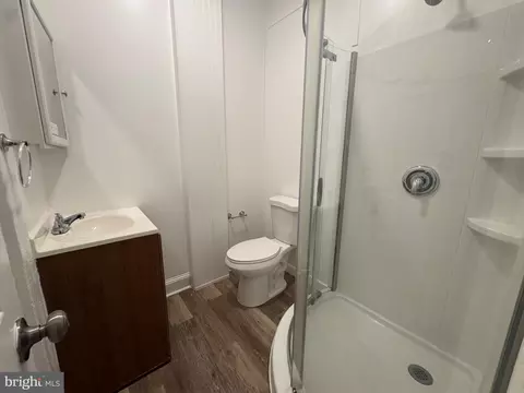 Bath - 6 Wheeler Ave, Baltimore, MD 21223 photo 1 of 6