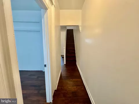 Entry Way - 6 Wheeler Ave, Baltimore, MD 21223 photo 1 of 6