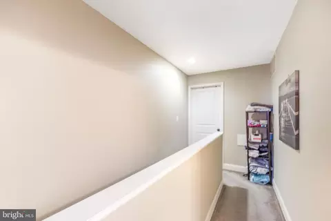 Entry Way - 610 Archer St, Baltimore, MD 21230 photo 8 of 8