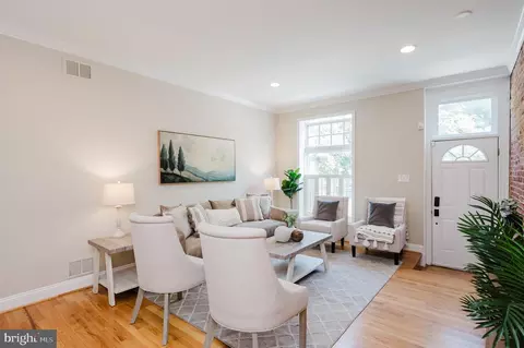 Living - 3013 Eastern Ave, Baltimore, MD 21224 photo 4 of 4