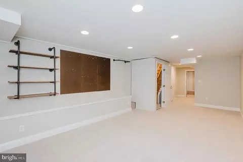 Living - 3013 Eastern Ave, Baltimore, MD 21224 photo 3 of 4