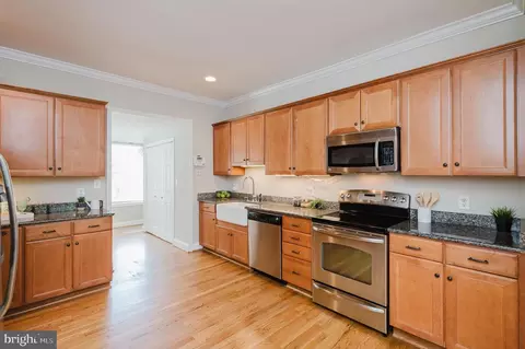 Kitchen - 3013 Eastern Ave, Baltimore, MD 21224 photo 2 of 4
