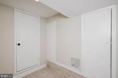 Entry Way - 3013 Eastern Ave, Baltimore, MD 21224 photo 10 of 10