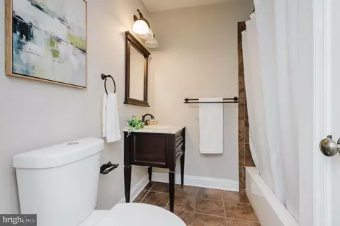 Bath - 3013 Eastern Ave, Baltimore, MD 21224 photo 3 of 5