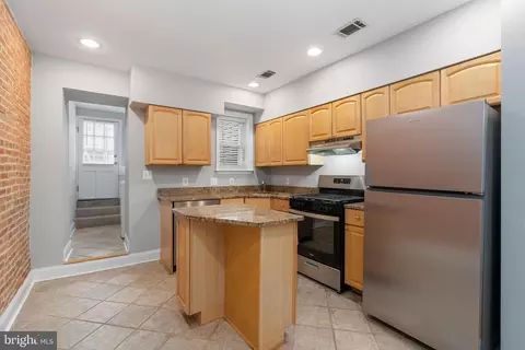 1109 S Baylis St S, Baltimore, MD 21224