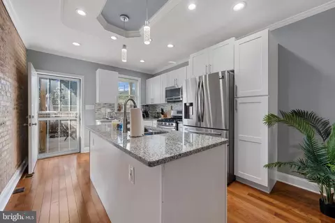 2103 E Chase St, Baltimore, MD 21213