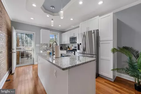 Kitchen - 2103 E Chase St, Baltimore, MD 21213 photo 1 of 4