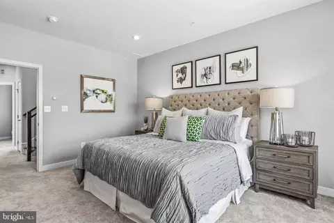 Bedroom - 2244 Waterfront Way, Baltimore, MD 21230 photo 2 of 4