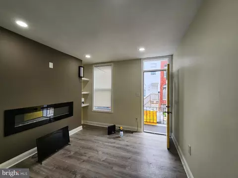 Living - 2005 Ridgehill Ave, Baltimore, MD 21217 photo 2 of 2
