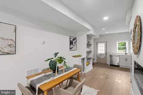 Dining - 124 N Mount St, Baltimore, MD 21223 photo 1 of 1