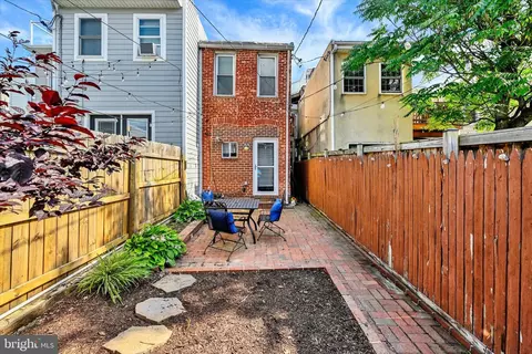 Exterior - 128 W Ostend St, Baltimore, MD 21230 photo 4 of 6