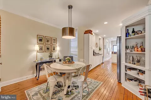 Dining - 128 W Ostend St, Baltimore, MD 21230 photo 1 of 2