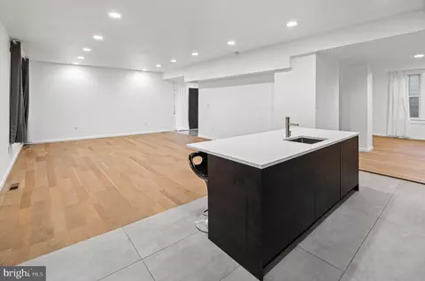 Living - 6314 Brook Ave, Baltimore, MD 21206 photo 3 of 8