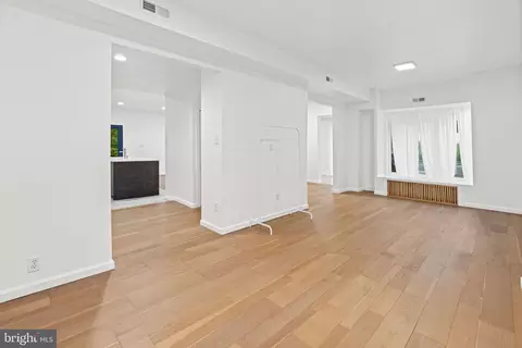 Living - 6314 Brook Ave, Baltimore, MD 21206 photo 8 of 8