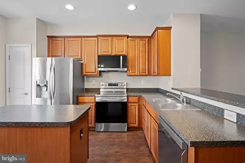 Kitchen - 722 S Macon St, Baltimore, MD 21224 photo 2 of 4
