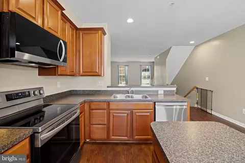 Kitchen - 722 S Macon St, Baltimore, MD 21224 photo 3 of 4