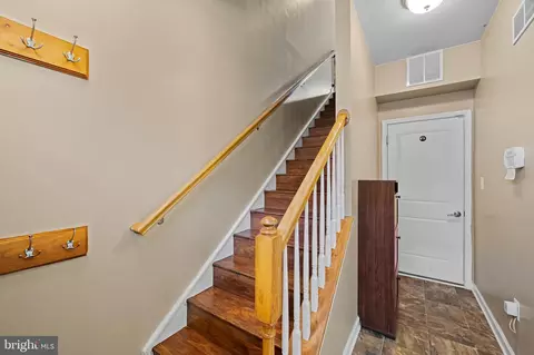 Entry Way - 722 S Macon St, Baltimore, MD 21224 photo 1 of 3