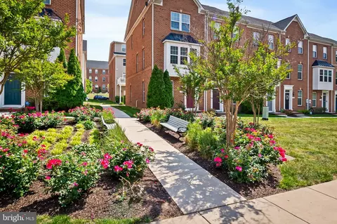 Exterior - 722 S Macon St, Baltimore, MD 21224 photo 7 of 7