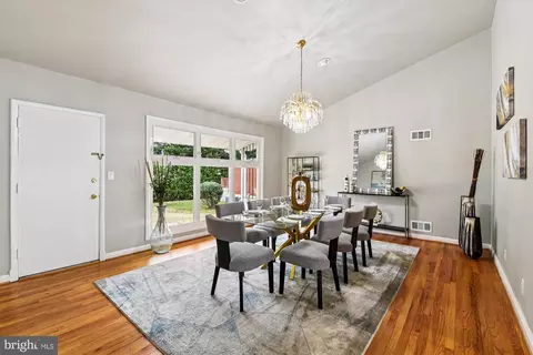 Dining - 3309 Olympia Ave, Baltimore, MD 21215 photo 2 of 5