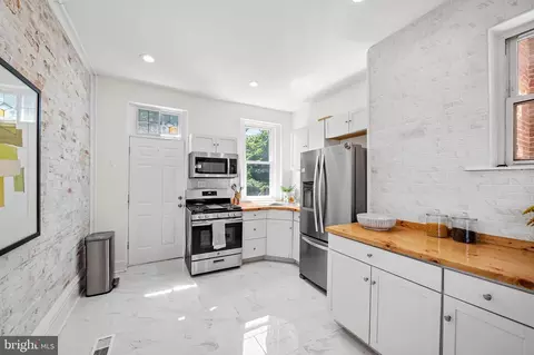 Kitchen - 517 E 35th St, Baltimore, MD 21218 photo 4 of 5