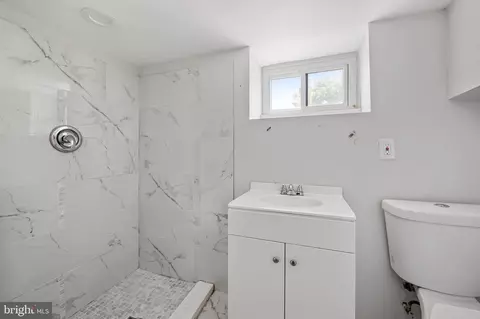 Bath - 517 E 35th St, Baltimore, MD 21218 photo 2 of 2