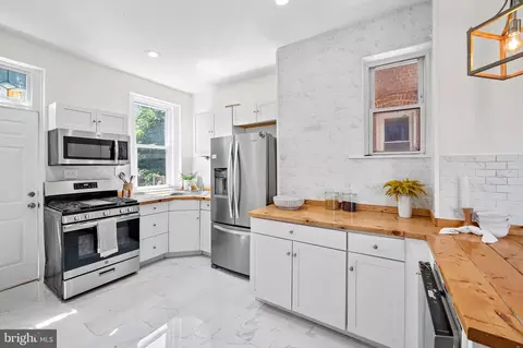 Kitchen - 517 E 35th St, Baltimore, MD 21218 photo 3 of 5