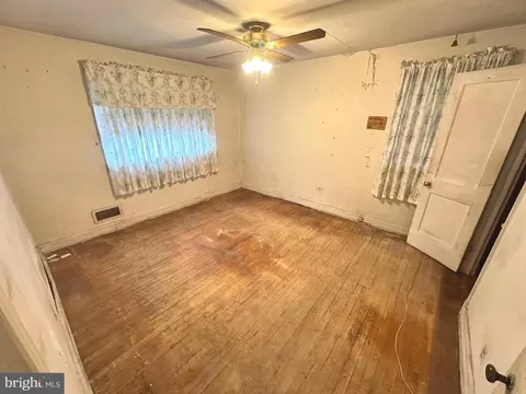 4020 Mortimer Ave, Baltimore, MD 21215 photo 21