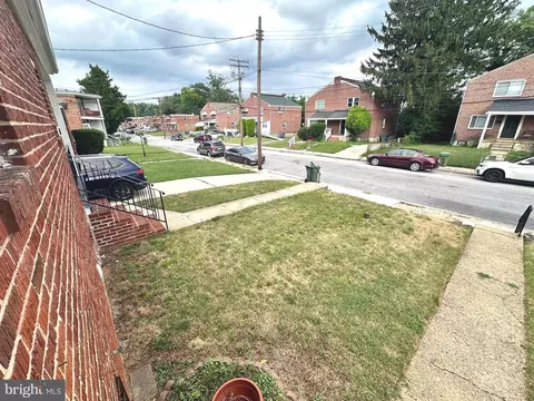 4020 Mortimer Ave, Baltimore, MD 21215 photo 5
