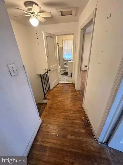 4020 Mortimer Ave, Baltimore, MD 21215 photo 25