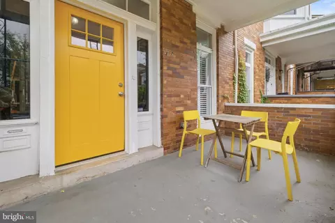 Exterior - 815 Brooks Ln, Baltimore, MD 21217 photo 3 of 9
