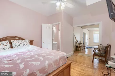 Bedroom - 2807 E Biddle St, Baltimore, MD 21213 photo 2 of 3
