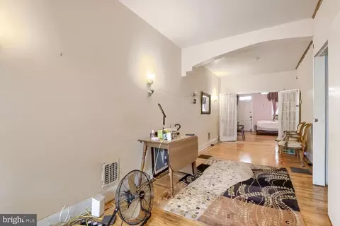 Entry Way - 2807 E Biddle St, Baltimore, MD 21213 photo 1 of 3