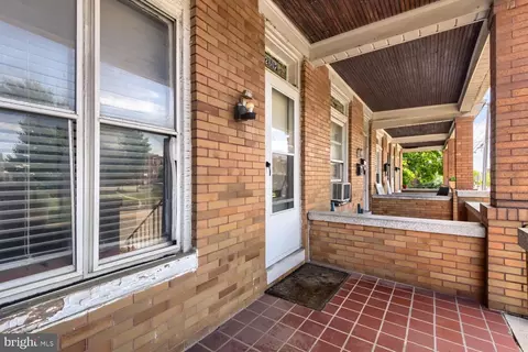 Exterior - 2807 E Biddle St, Baltimore, MD 21213 photo 2 of 3