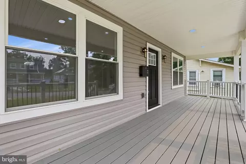 Exterior - 3410 Pinkney Rd, Baltimore, MD 21215 photo 11 of 12