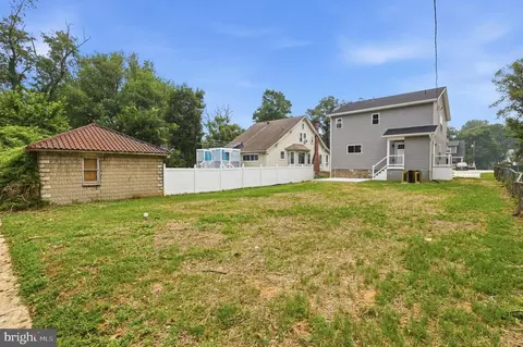 Exterior - 3410 Pinkney Rd, Baltimore, MD 21215 photo 5 of 12