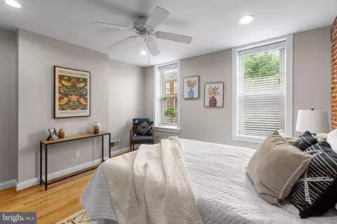 Bedroom - 1607 Light St, Baltimore, MD 21230 photo 1 of 7