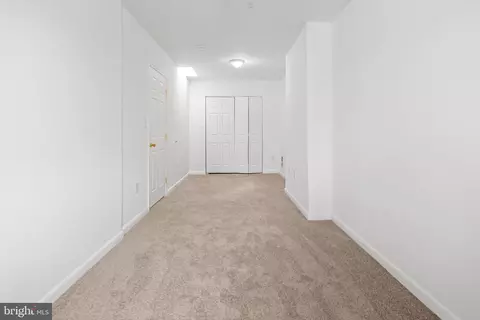 Entry Way - 3915 Falls Rd, Baltimore, MD 21211 photo 5 of 5