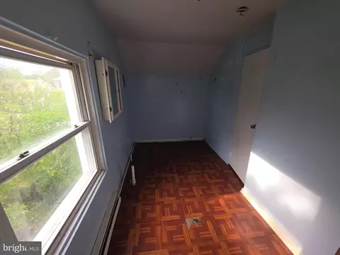 Bedroom - 4405 Raspe Ave, Baltimore, MD 21206 photo 6 of 8