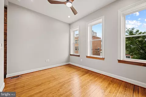Bedroom - 1307 Haubert St, Baltimore, MD 21230 photo 4 of 5