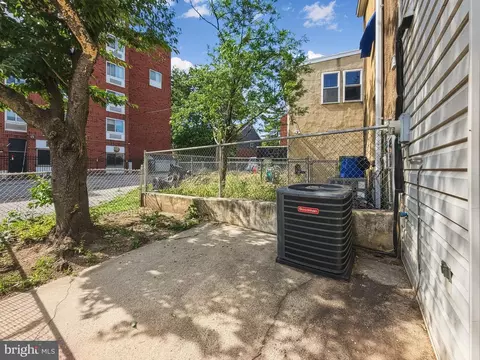 Exterior - 916 Bevan St, Baltimore, MD 21230 photo 3 of 7