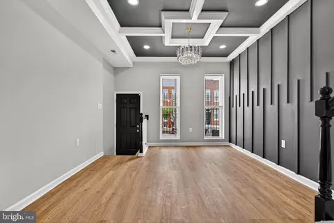 Entry Way - 1912 Division St, Baltimore, MD 21217 photo 6 of 11