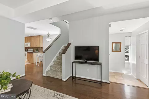 Entry Way - 20 E Wheeling St #2, Baltimore, MD 21230 photo 1 of 4