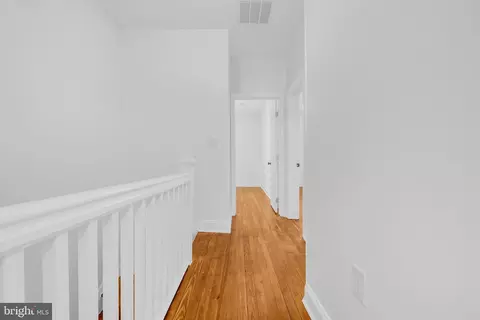 Entry Way - 1077 Ellicott Dr, Baltimore, MD 21216 photo 9 of 10