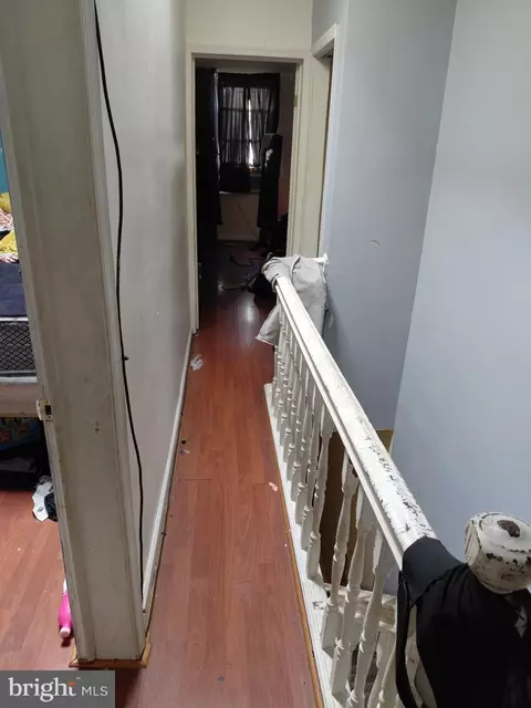 Entry Way - 1626 Cliftview Ave, Baltimore, MD 21213 photo 3 of 4