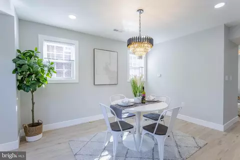 Dining - 3712 Clarinth Rd, Baltimore, MD 21215 photo 2 of 3